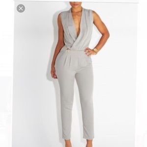 JLUXLABEL GRAY JUMPSUIT SIZE MEDIUM
